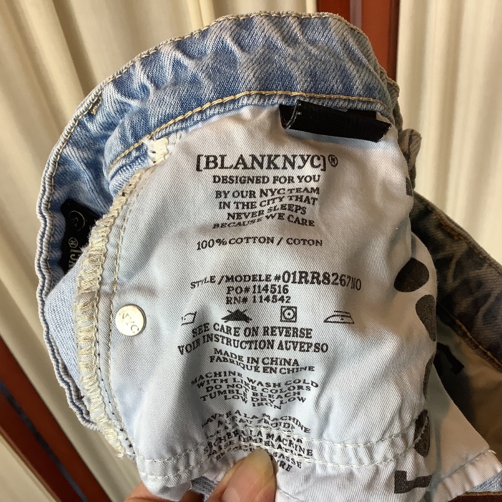 Blank NYC The Barrow Cut Off Denim Jean Shorts Distressed Button Fly Size 25 - Picture 6 of 6